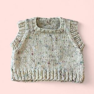 hand-knitted cropped sleeveless vest w chunky, off-white yarn flecked w colors S
